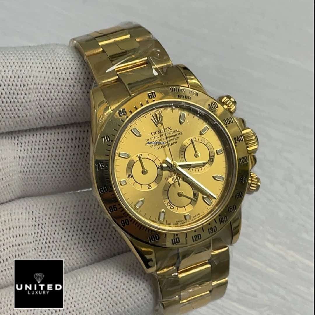 Rolex Daytona Cosmograph 116508 Yellow Gold Oyster Inspired on his hands