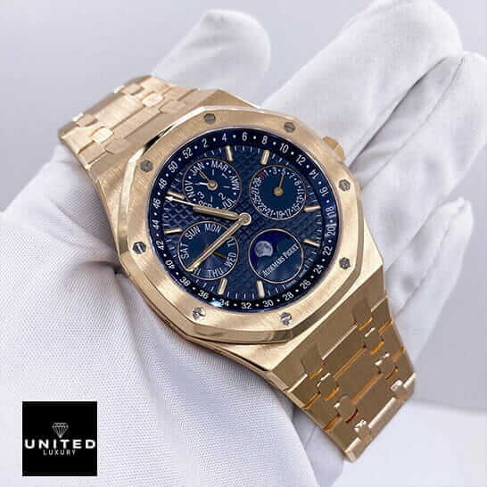 Audemars Piguet Gold Blue Dial Inspired on the white glove hand