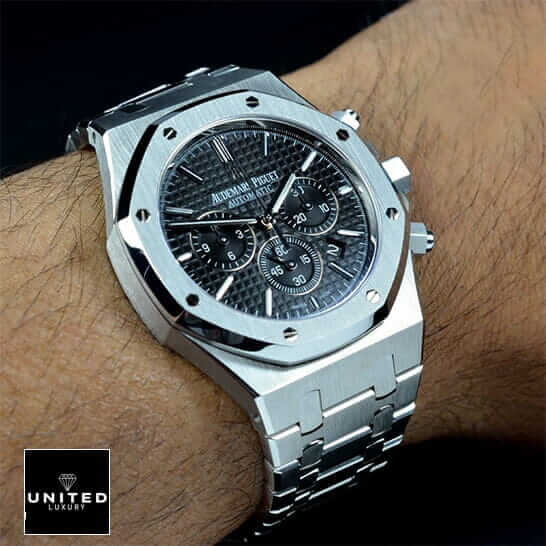 AP Royal Oak Black Dial Steel Bezel & Case Stainless Steel Inspired on the man wirst