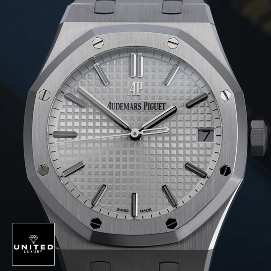 audemars-piguet-royal-oak-15500ST.OO_.1220ST.04-replica-front