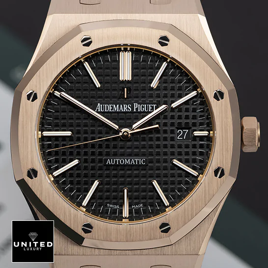 audemars_piguet_royal_oak_offshore-15400OR.OO_.D002CR.01_black_dial