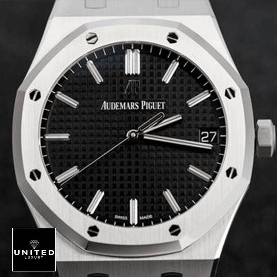 Audemars Piguet Royal Oak 15500ST.OO_.1220ST.03 Black Dial Inspired black background