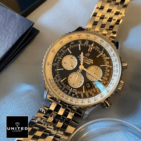 breitling navitimer AB0127211B1A1 replica tiltedright