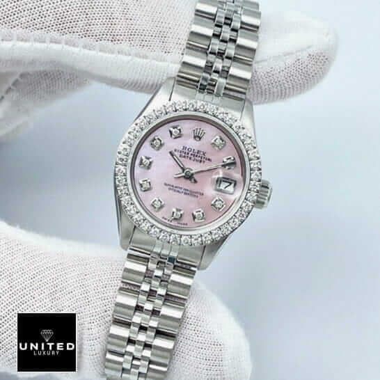 Rolex Datejust Diamond Bezel & Dial Inspired between the fingers