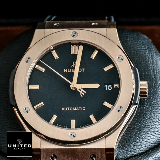 Hublot Black Dial Automatıc Gold Bezel Inspired in the box