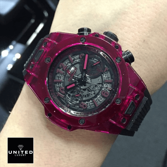 Hublot 411.JR_.4901.RT Big Bang Red Bezel and Case Inspired on the man wrist