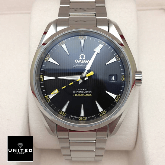 Omega Seamaster Black Dial 231.10.42.21.01.002 Inspired in the box