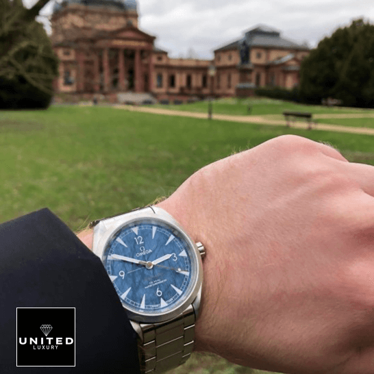 Omega 220.10.40.20.03.001 Seamaster Blue Dial Inspired mansion background