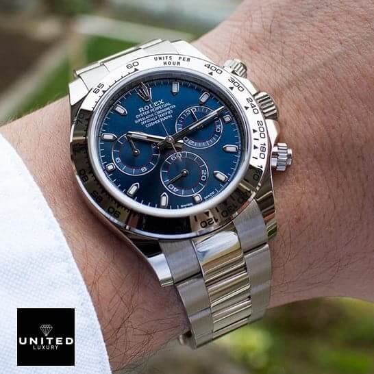 Rolex Daytona 116509 S.Steel Blue Dial Oyster Inspired on his arm