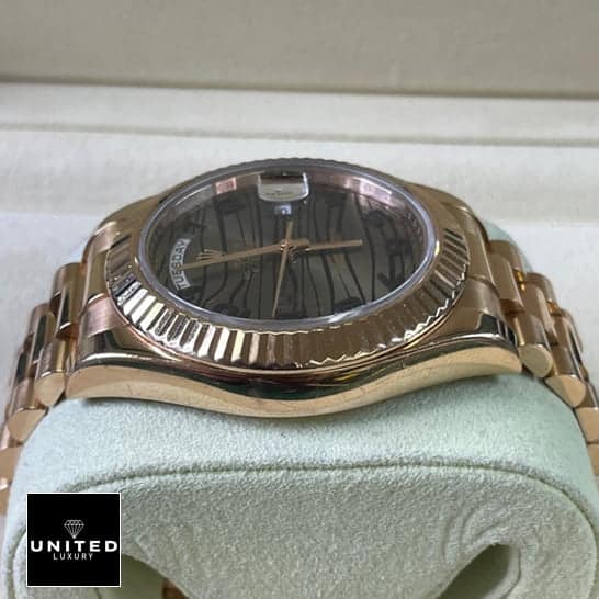 Rolex Day-Date Wave 218235-0035 Rose Gold Case Inspired Left Side