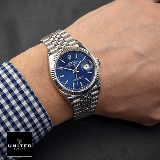 Rolex Datejust Stainless Steel Jubilee Blue Dial Inspired on the man wrist