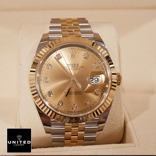 Rolex Datejust 126333 Yellow Gold Diamond Dial Jubilee Inspired in the box